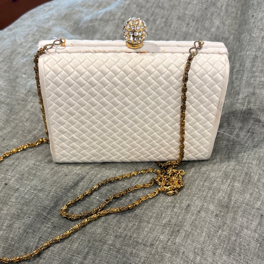 Vintage Saks Fifth Avenue Cream Quilted Box Clutch Handbag Purse crystal clasp